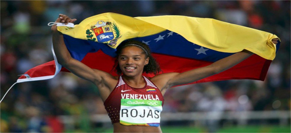 UNoticias's tweet photo. Yulimar Rojas gana premio como la mejor atleta femenina de América https://t.co/JpneexGeV7 https://t.co/1Wf4IxAwLA