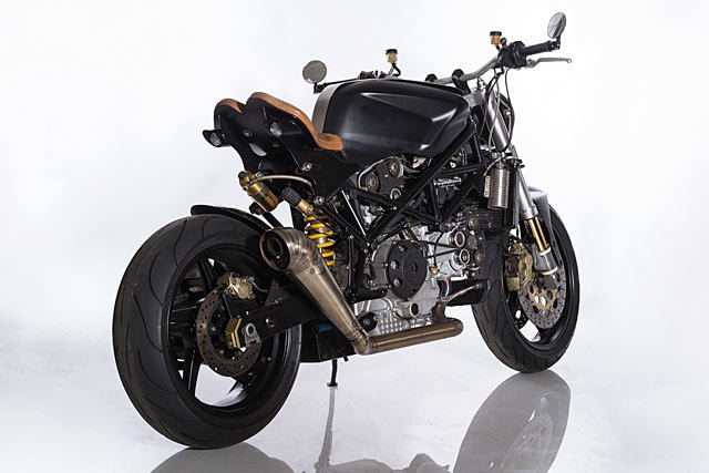 pipeburn's tweet photo. THE WIZARD OF OZZ. A Ducati ST4S Cafe Fighter By Ozz Customs https://t.co/myXAwXOea2 #Ducati #Netherlands #Pipeburn #cafefighter https://t.co/41Gs9l7Ugj