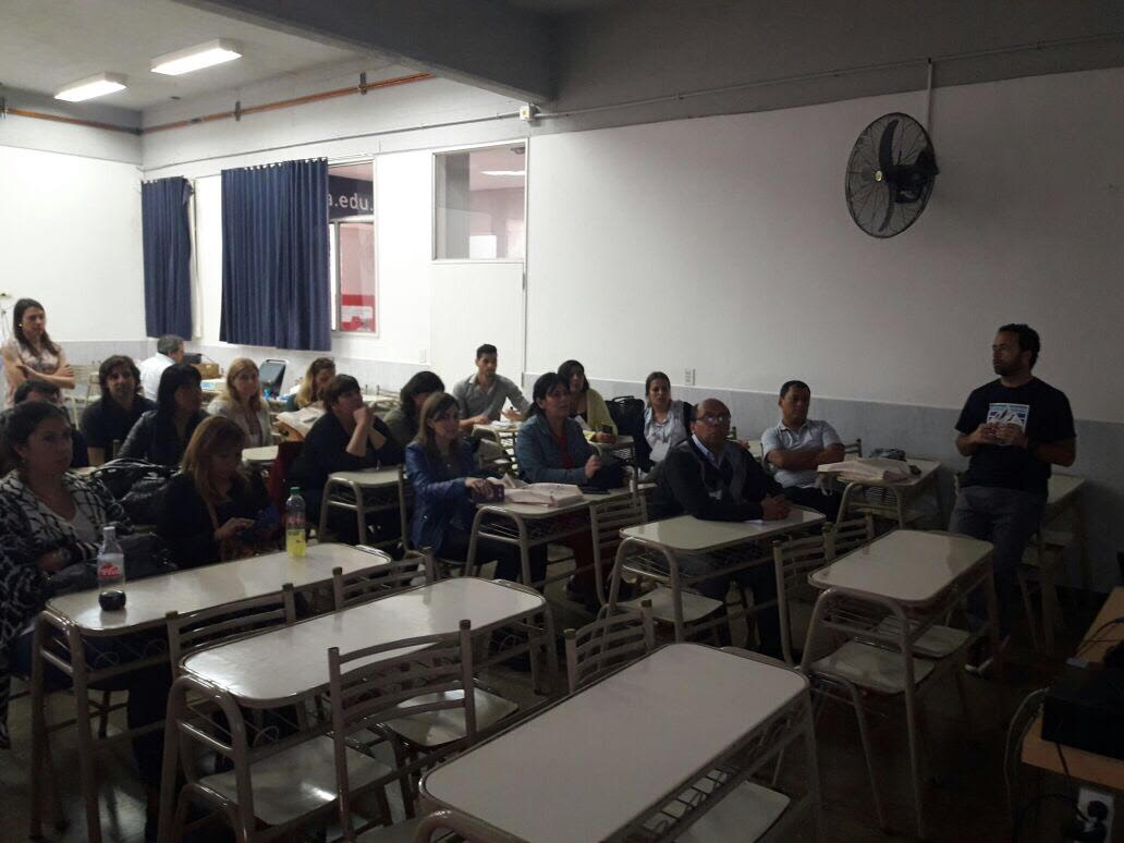 SATImdq's tweet photo. @UFASTA 2da jorn interdisciplinarias Terapia Intensiva 
Dr Gustavo Montiel Lic Emiliano Gogniat Dr Capria Lic Catalina Siroti https://t.co/A8pdUVJFfg