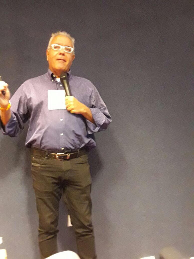 SATImdq's tweet photo. @UFASTA 2da jorn interdisciplinarias Terapia Intensiva 
Dr Gustavo Montiel Lic Emiliano Gogniat Dr Capria Lic Catalina Siroti https://t.co/A8pdUVJFfg