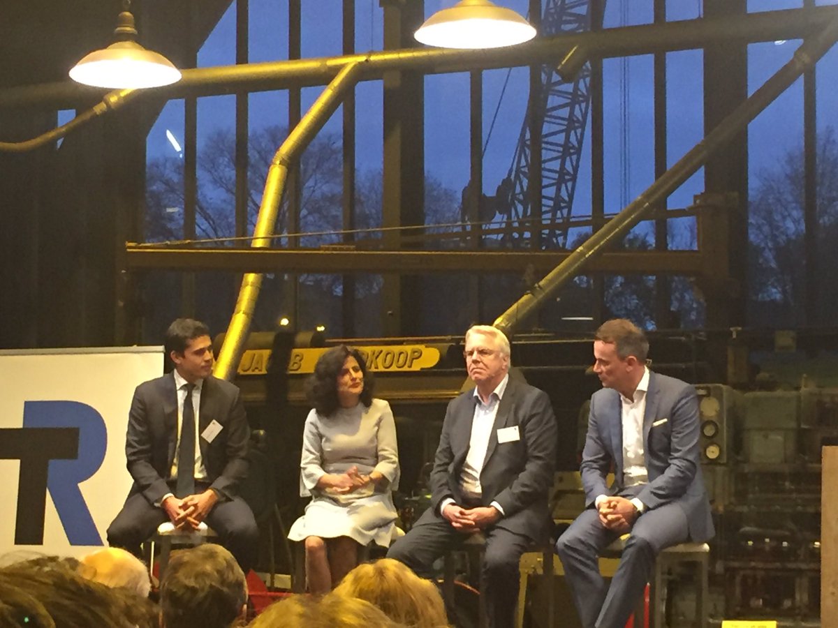 Mooie kritische discussie over het #tuchtrechtbanken.