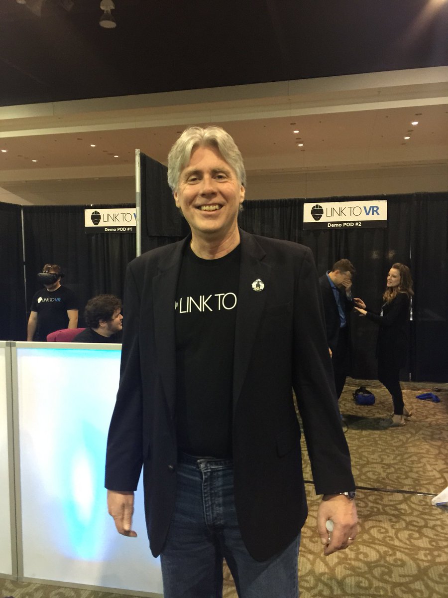 liz_roberts's tweet photo. Always dapper in his jacket & VVM Accelerator pin @linktovr serial entrepreneur Bill Cole. All smiles at #WMBEXPO @VVMentors Alum rock’n it. https://t.co/Jj9BUSKpRV