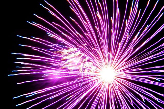 CartmelPriory's tweet image. Cartmel Village Trust bonfire and fireworks Saturday @Cartmelrace Bonfire 6:30pm fireworks  7:30pm. bit.ly/2zrb9nJ 

#FireworkFun