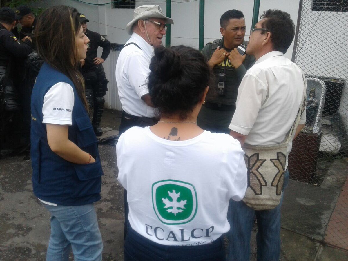 ccalcp's tweet photo. En desarrollo tercera #ComisiónDeVerificación y solidaridad con comunidad en #ParoCatatumbo. Verificación situación DDHH @DefensoriaCol https://t.co/IyHKbFQxpb