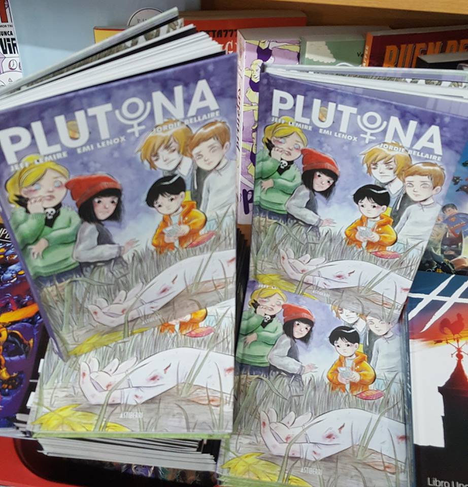 ComicsArcadia's tweet photo. #JeffLemire se ha convertido en uno de nuestros favoritos y lo último tiene pintaza #Plutona @Astiberri #adolescencia #Superheroes https://t.co/bKg4KnWndG