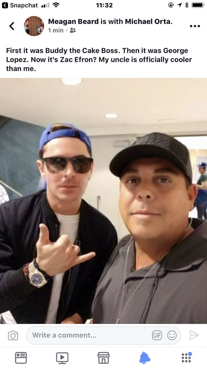morgsumrall's tweet photo. My friends uncle just met @ZacEfron and I just started crying https://t.co/k02BxExLZ3