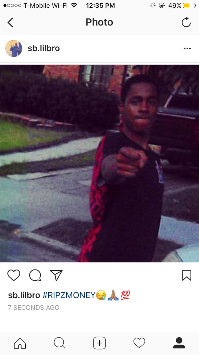 SB_LilRock's tweet photo. Rip my baby ๐คฆ๐พโโ๏ธ๐ช watch over me bro ๐๐ฝ๐ฏ #Stateblock๐ฏyrz #TiedIn๐ค๐ฝ https://t.co/7GDDWZap6r