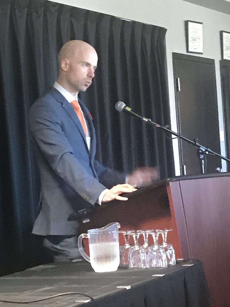 “Municipal Construction: Does it need to be this hard?” That’s the topic on now at #MNLAGM2017 with <a href="/Terry_Hussey/">Terry Hussey</a> of @Vigilant_PM.