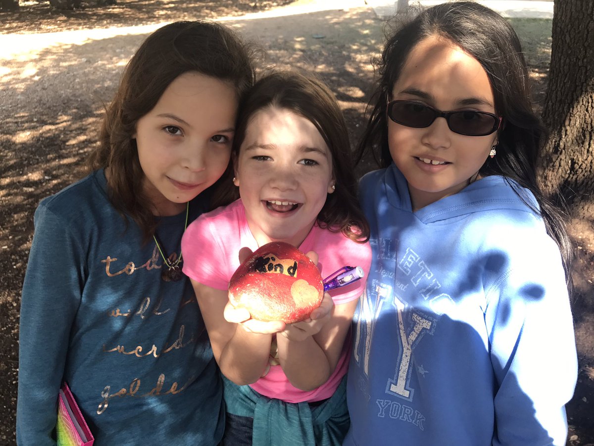 mrs_martinez4th's tweet photo. Choose kind! #eeekindnessrocks @ElsaEngRRISD @KPotral https://t.co/juPOzf4CNZ