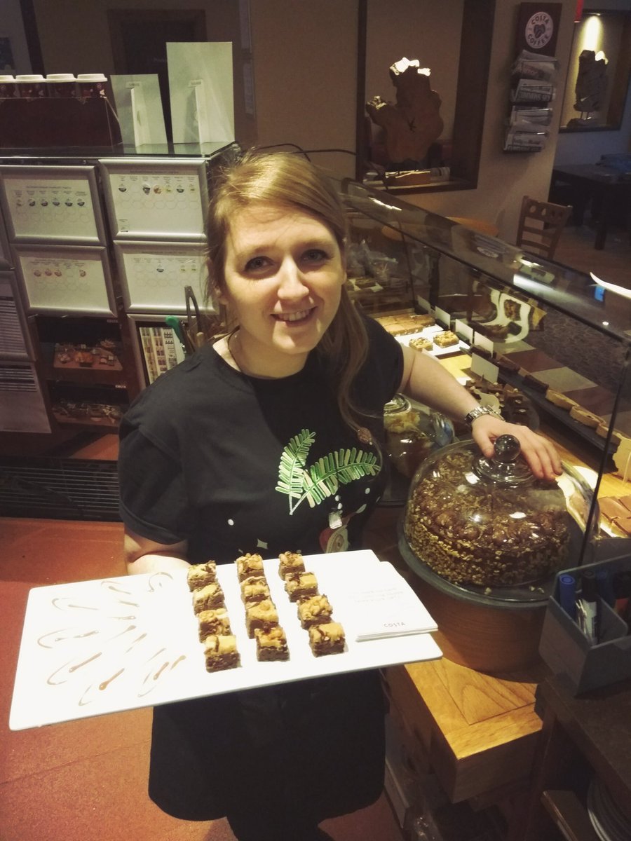 Whoop whoop! Christmas sampling 🍩🍫🍬🍭 
<a href="/placemadebyyou/">A Place Made By You</a> <a href="/Nitin97034968/">Nitin</a> <a href="/RakeshMistry87/">Rakesh Mistry</a> <a href="/gary_villiers/">Gary De Villiers</a> @JamesRider_PI