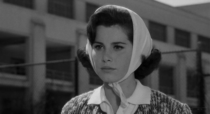 New happy birthday shot What movie is it? 5 min to answer! (5 points) [Stefanie Powers, 75] 