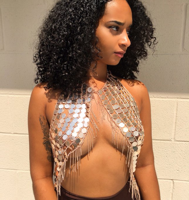 Cleopatra Ting 🔥  https://t.co/EsNhFT2i3Z https://t.co/NW7YHHq66u