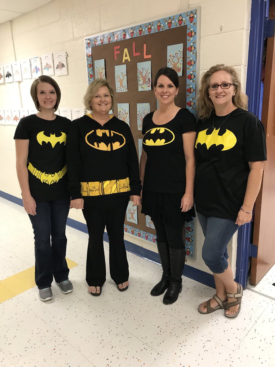 JDCSNews's tweet photo. JDPS Teachers are our heroes. #jdcsprimary #jdcsnews https://t.co/Wfn4kA8AbE