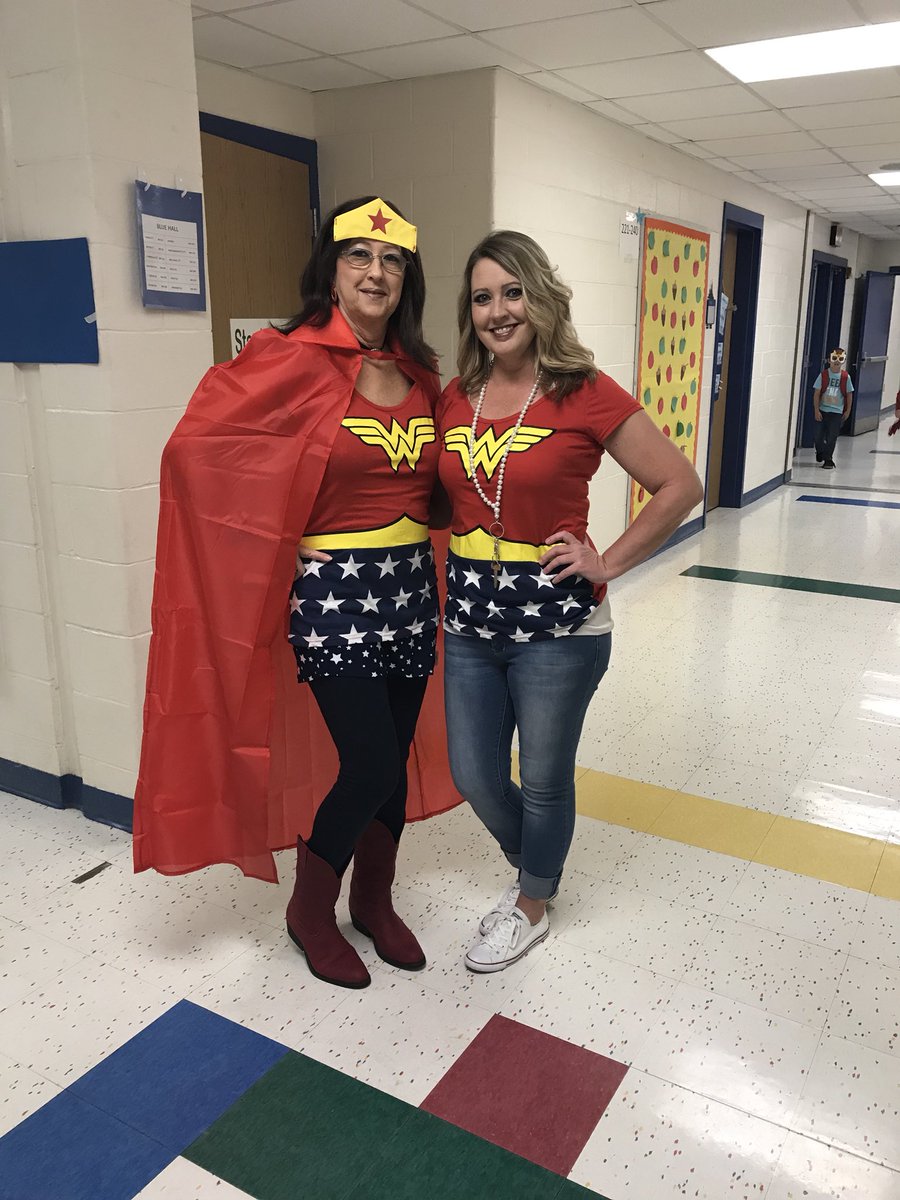 JDCSNews's tweet photo. JDPS Teachers are our heroes. #jdcsprimary #jdcsnews https://t.co/Wfn4kA8AbE