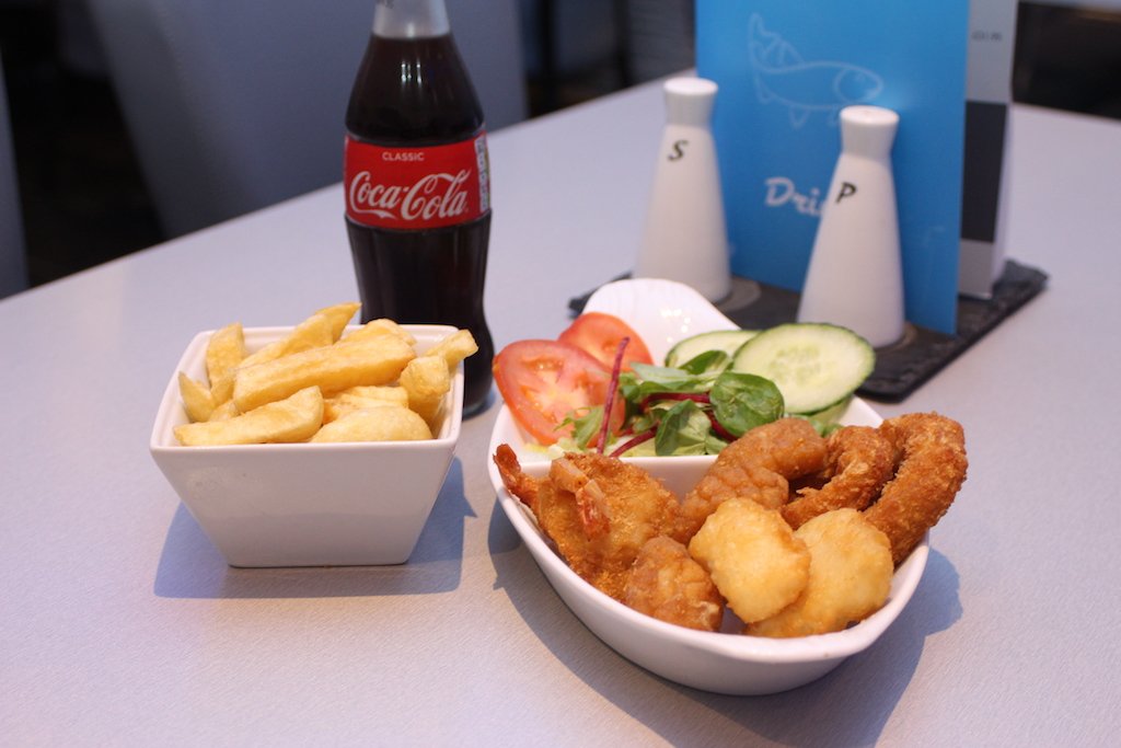 FinnigansSutton's tweet photo. Did you have a busy day at work and don't feel like cooking? Why not pick up a meal from #Finnigans on your way home! #easyeating https://t.co/iSHPnqj0GT
