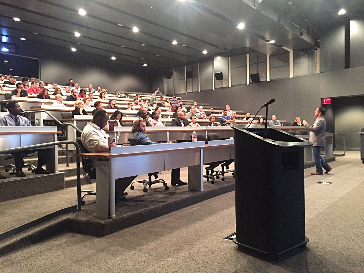 OMLafayette's tweet photo. @Waitrapp CEO - Chris Meaux - presenting at @OMLafayette Expo. Discussing “Founders Momentum” and the challenge of #ScalingUp https://t.co/fh96ygzpxo