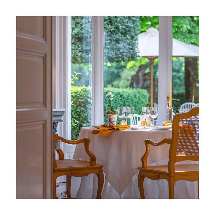 CompagnieSpas's tweet photo. [ Invitation gourmande 😛] Plus que quelques instants avant de contempler une assiette étoilée des plus subjuguantes ✨ @relaischateaux #myfr… https://t.co/tfqRESLb27