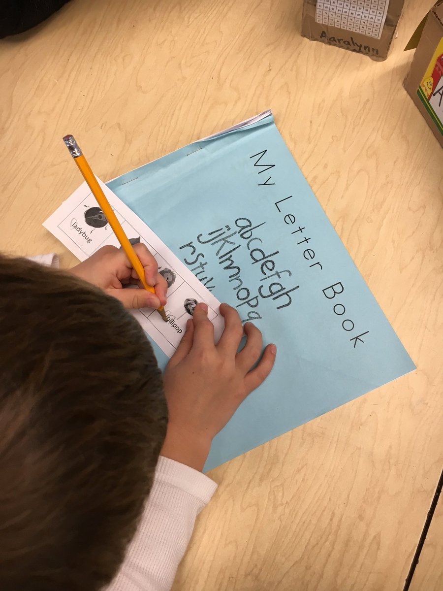 PFEKindergarten's tweet photo. Hard at work on Letter Books! #BASDPride #PFTHINKer https://t.co/z8igfL3K1k