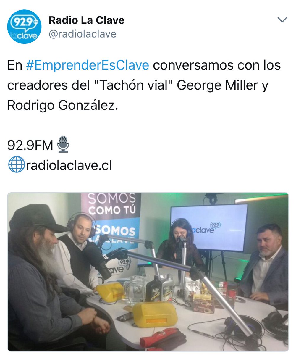 Hoy estuvimos en <a href="/radiolaclave/">Radio La Clave</a> hablando del #TachonVialFotolumuniscente junto a <a href="/elenadressel/">M.Elena Dressel</a> 👏 pronto subiremos el link de entrevista 👌