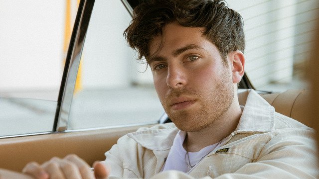Central_Track's tweet photo. Win 2 tix๐ซ to these NOV shows at the @HOBDallas H. Allen, Joywave, Floozies, Deorro, & Pierce Fulton! #BallerPack โก๏ธ https://t.co/BiNCOMrMr5 https://t.co/0I3jm2TkIx