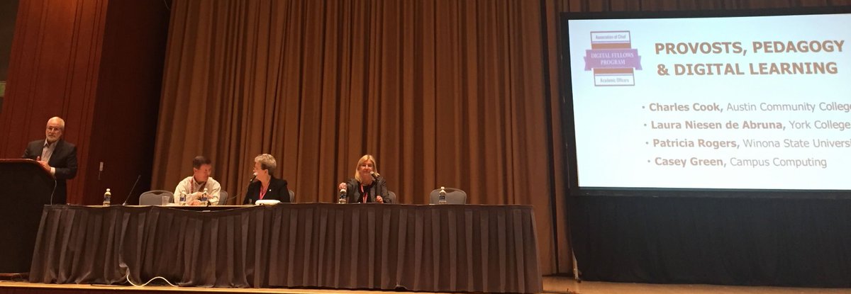kgraetz's tweet photo. Our Provost and ACAO Digital Fellow https://t.co/svQleINelq Dr. Rogers @WSUPro rocking the EDUCAUSE stage #EDU17 https://t.co/ENVPZdr3gh