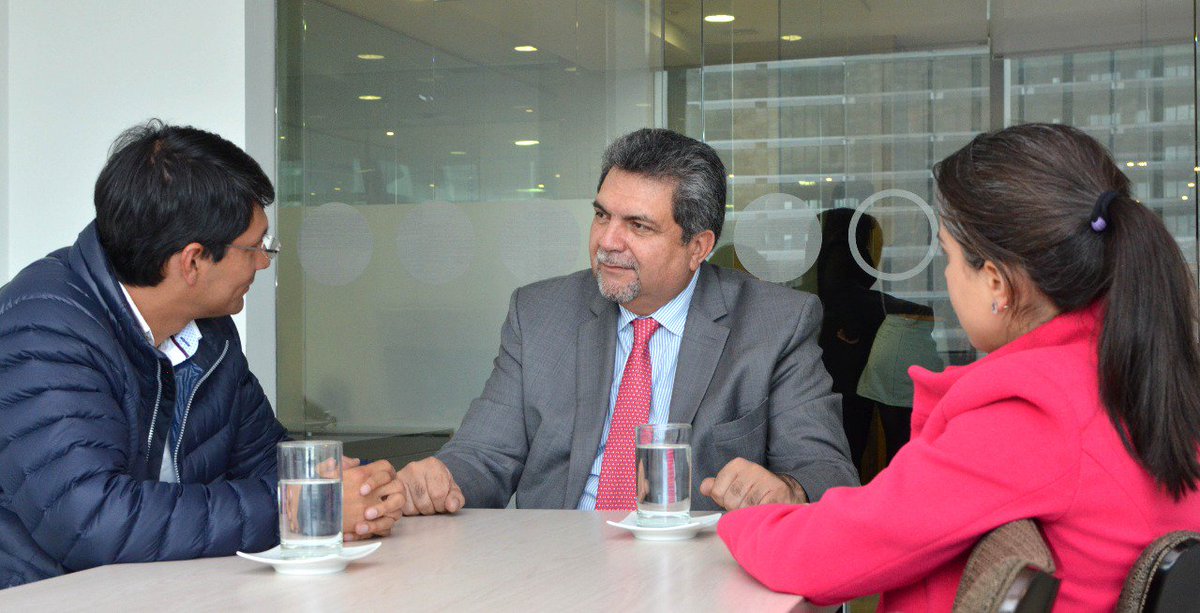 OlanoPlinio's tweet photo. Hoy me reuní con @CamiloRomero, Gob. de Nariño y ratificamos el apoyo de la @FNDCol en la ejecución de su Plan de Desarrollo. https://t.co/qFAYVqw7YV