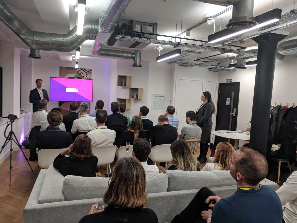 StoryStreamAI's tweet photo. What is #AI and how can it help #marketers? Our guests are about to find out! #martech #SocialTribes https://t.co/B2gS5N3xEE