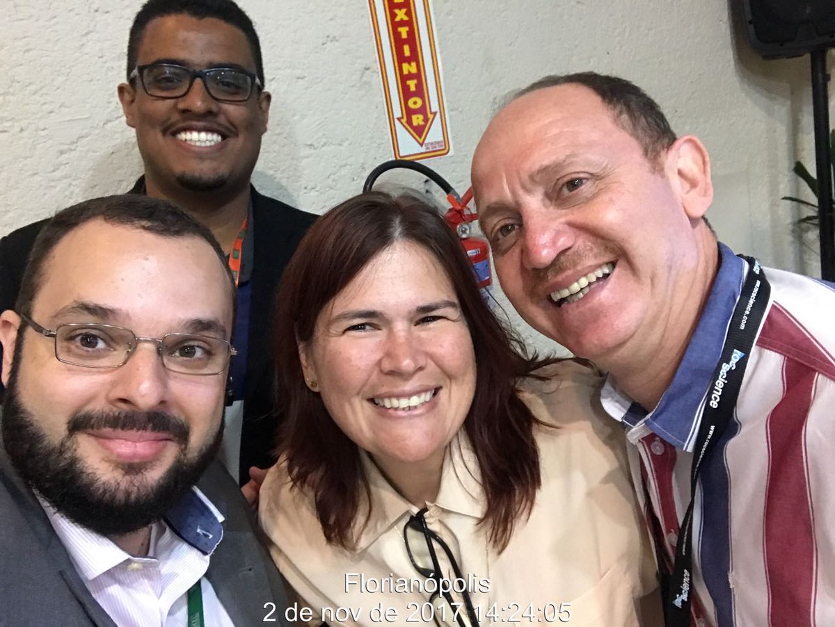 Rocscience's tweet image. Visit Rocscience President @thamer_yacoub and the team at #L3Software at COBRAE 2017 today!