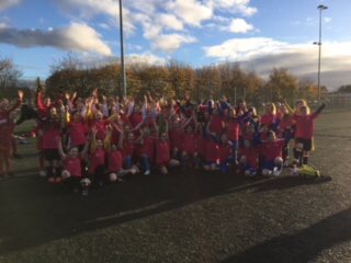 Mid_FDO's tweet image. Wee treat for all girls at today's @midgov @BordersRailway football festival. Nice pink FIFA live your goals t shirt. Thanks @kmcconnell86