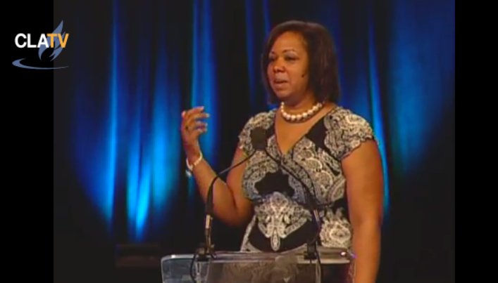 CLATVLive's tweet photo. @GailDudley talks about the importance of prayer today on #CLATV https://t.co/bTbPV4Fyqy https://t.co/K4n0Tkuurr