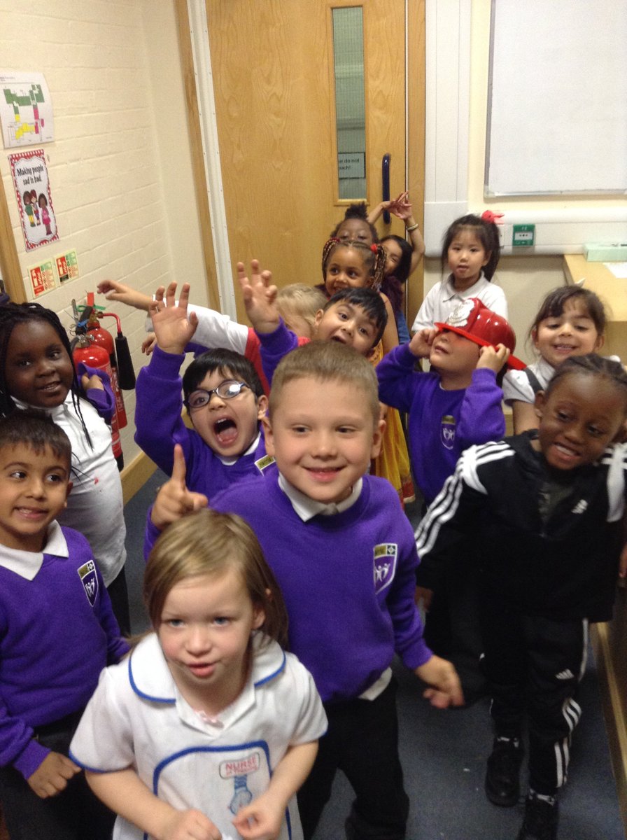 HPA_Philip_Lane's tweet image. Leon class also explored our school to learn about the people that help us
here! Can you work out where they are? #HPAPLLeon