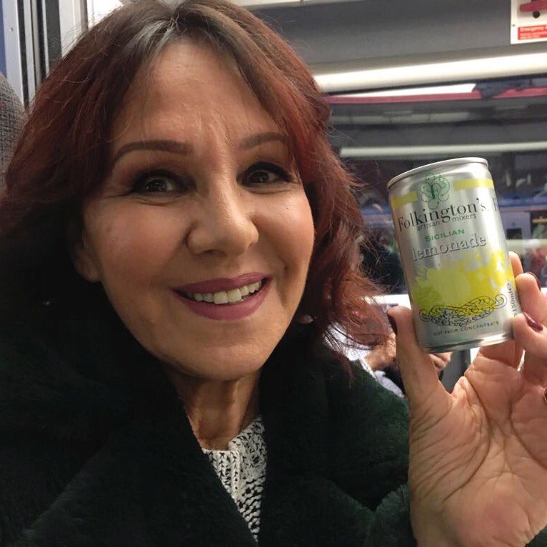 En route to @spacentre for my show and sipping a <a href="/Folkingtons/">Folkington's</a> lemonade made at stage partner <a href="/JacquieStorey/">Jacquie Storey</a>'s <a href="/Folkingtonmanor/">Folkington Manor</a> 🍋#arlenelive