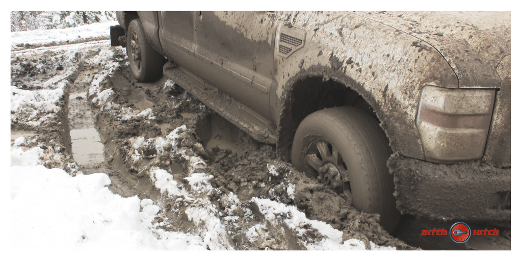 DitchHitchRocks's tweet photo. First big snow day of the winter. Are you #DitchHitchEquipped?
#EngineeredForShockLoad #VehicleRecovery #RecoverSafe https://t.co/fFjc95vZAn