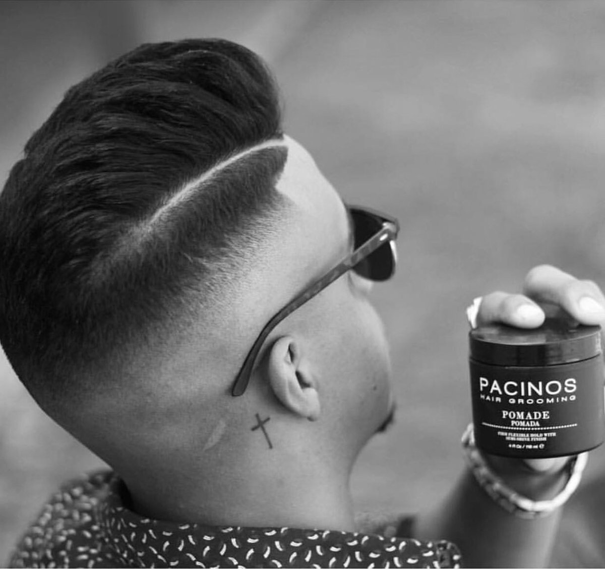 Royal barber tweet media