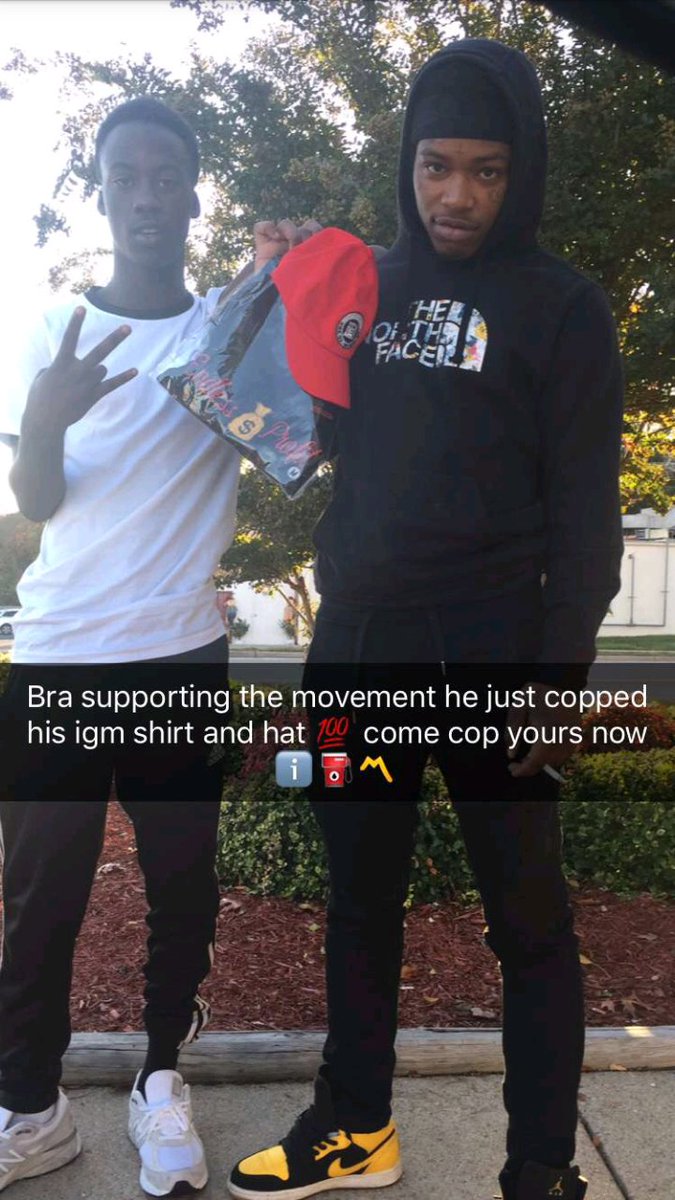 bandaddict_paso's tweet photo. GO GET YOURS ✅ HIT @Hunchoheem IF INTERESTED #VASIDE #RESPECTTHEGRIND https://t.co/JgBrTK2eIB