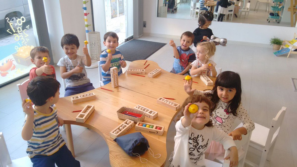Badabiblios's tweet photo. Ep #famílies! Aquest dissabte a les 12.00h a #bibcanyadó #tallerpresentació del Mètode Educatiu Integral #NENOOS de #Badalona. https://t.co/u6yGx7B0Vw