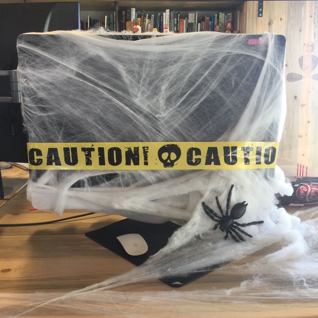 bigfoot_web's tweet photo. When you're sad Halloween is over so you prank the intern with leftover decorations #team #seeyounextyearhalloween #officepranks #internlove https://t.co/6BE9pdYRmo