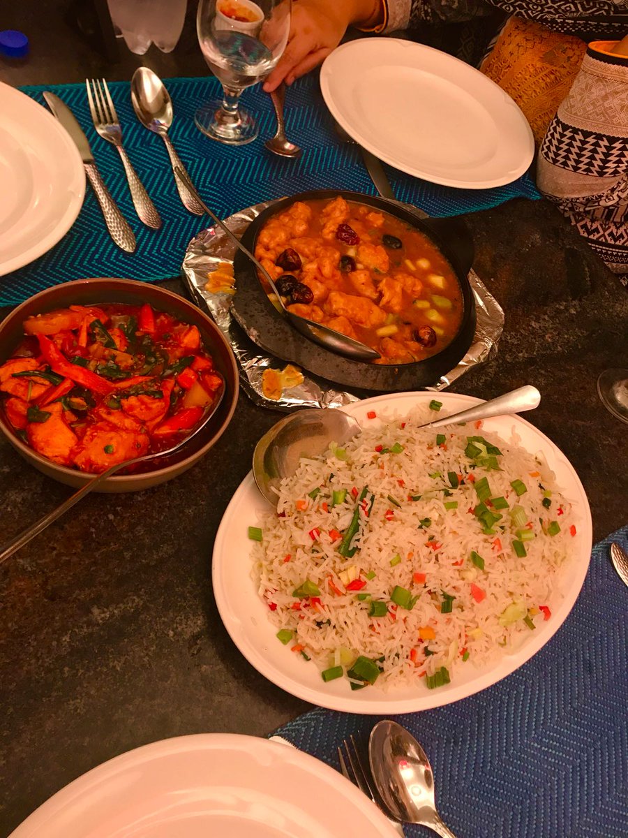 nabeelkahn's tweet photo. #BamBou #SimplyChinese #DeliciousFood #DinnerWithParents #yummy 👍😋🍴 https://t.co/6QYpZIIDbX