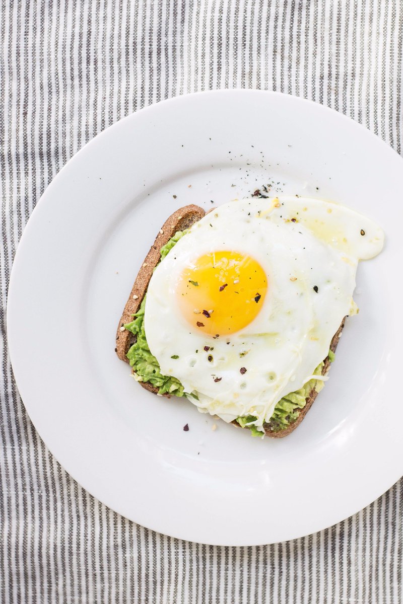 FactsUpFront's tweet photo. Vitamin A is important for a healthy immune system - found in eggs, meat, milk cheese &amp; fish. Did you get today’s recommended serving? https://t.co/skdP43uhMF