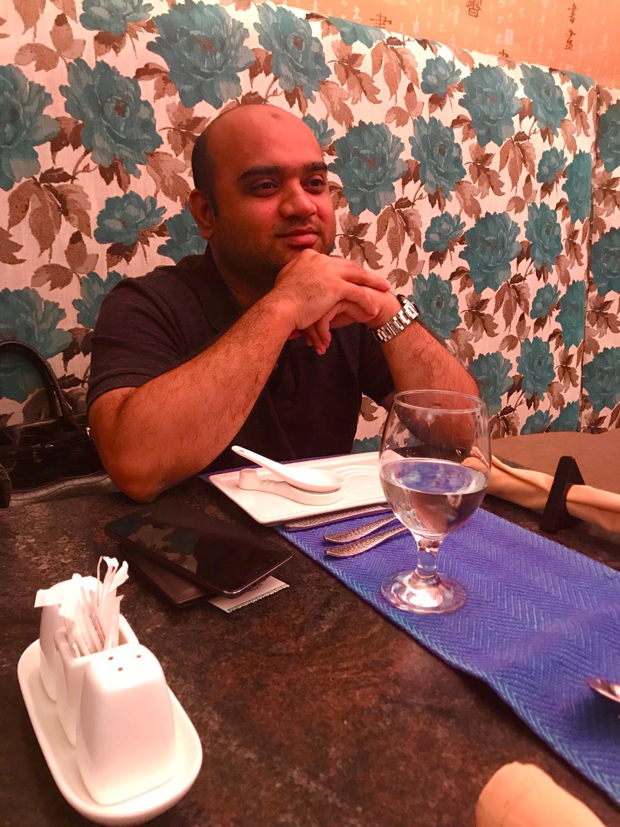 nabeelkahn's tweet photo. #BamBou #SimplyChinese #DeliciousFood #DinnerWithParents #yummy 👍😋🍴 https://t.co/6QYpZIIDbX