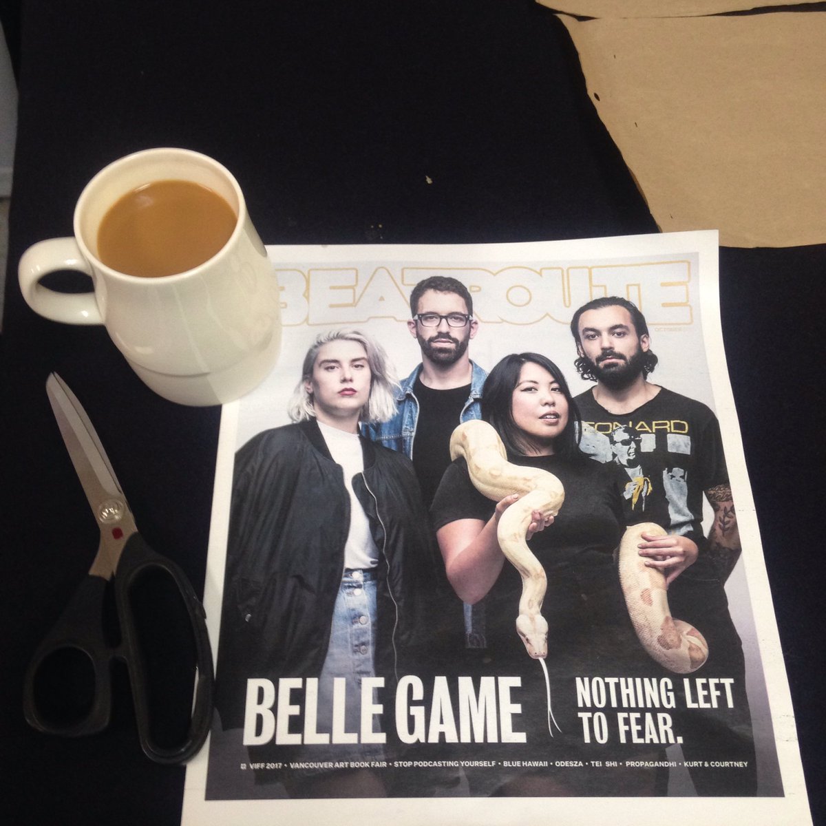 IsabelleDunlop's tweet photo. Coffee reading , thx @BeatRouteBC amazing to see @TheBelleGame on the front cover ✨ #nothinglefttofear #newalbum @bssmusic tour https://t.co/aqTO5vOLUO