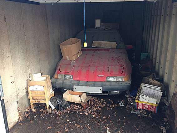 AJBrewin's tweet photo. When the garage you've got the keys for turns out NOT to be empty! Tempting project?
#Volvo #barnfind #projectcar https://t.co/YulbhU4eiJ