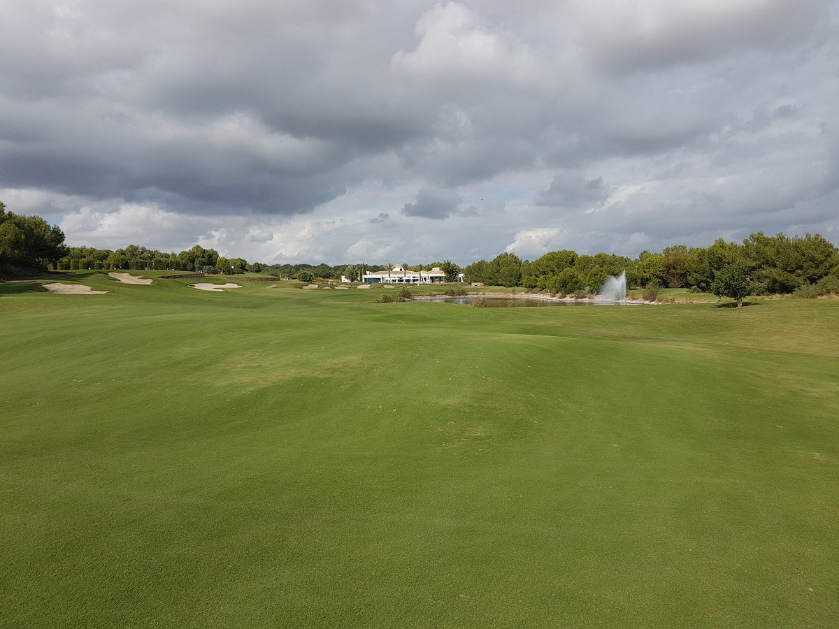 Ready for tomorrow first round of 2nd stage q-school 10am tee 1. follow my progress: app.europeantour.com/mobile/europea…