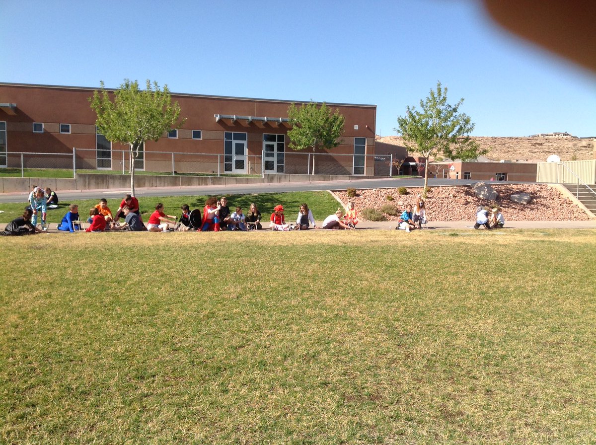 MrThieme's tweet photo. Punkin Chunkin Time!!!!! Students designed and engineered catipults to see who could launch their π the farthest. #STEMlearningROCKS!! https://t.co/HQWtRjKHMc