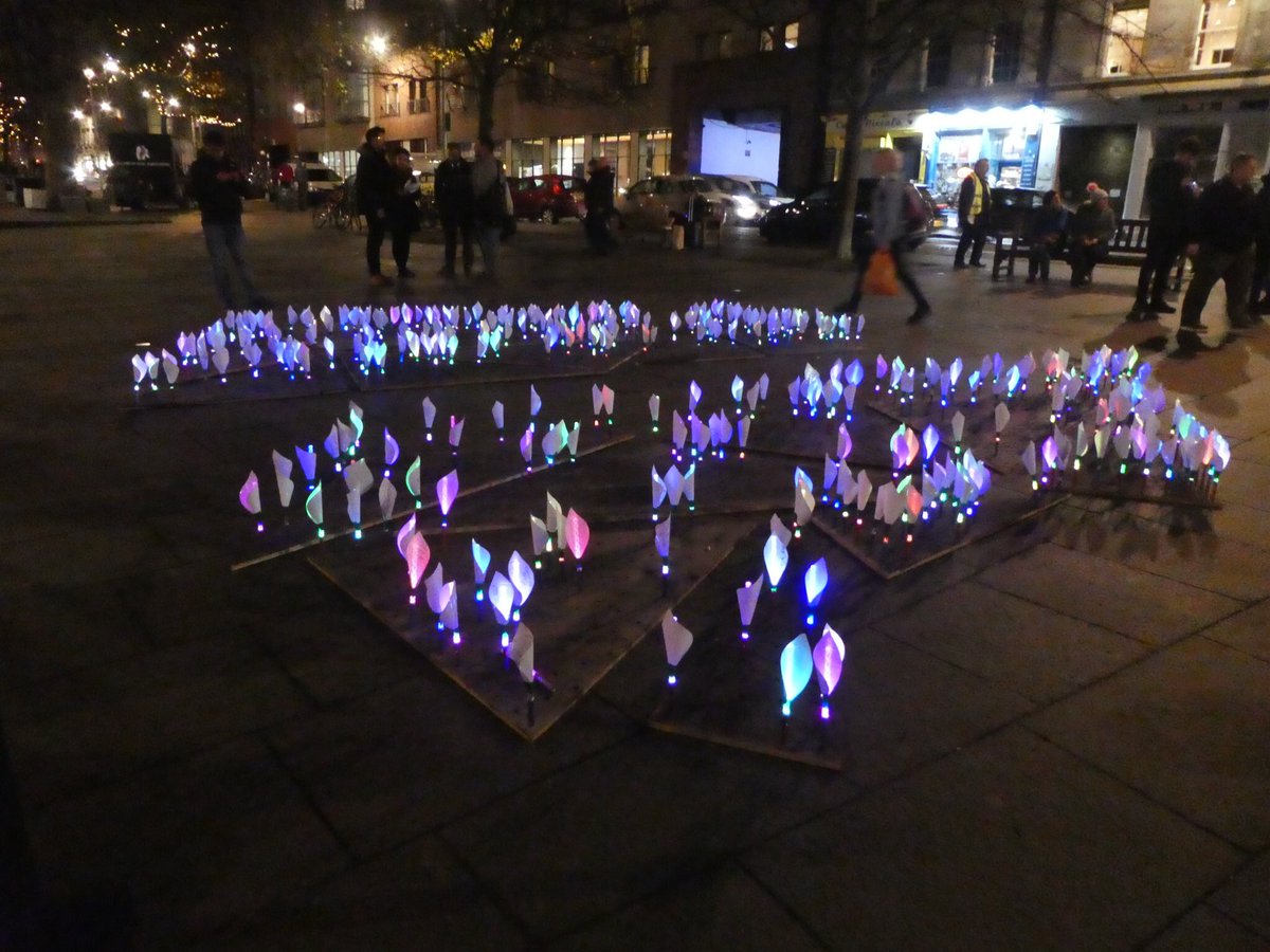 CathRuane's tweet photo. Life, Death and Lilies installation in the Grassmarket-thought provoking. Write your message on one of the 1500 lilies. @2AbsentFriends #ToAbsentFriends #TAF2017 https://t.co/QgBaU2bGSr