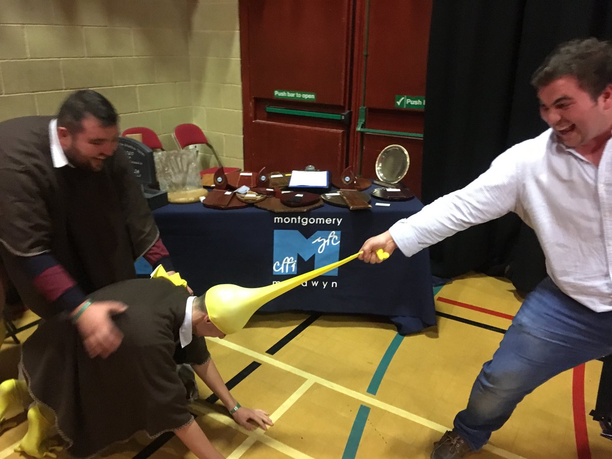 richardlewis92's tweet photo. The things you do for #yfc the consequence of one of our members putting a marigold on his head to pretending to be a turkey #stuck #pull https://t.co/Ege1Q9EYVR