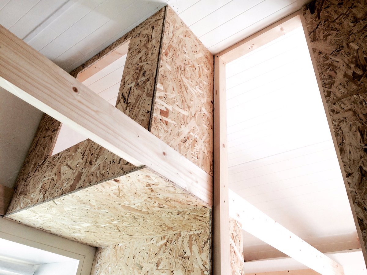 LScarffDesign's tweet photo. Having an OSB moment ! #osb #orientedstrandboard #strawboard https://t.co/cokcgCvsd7