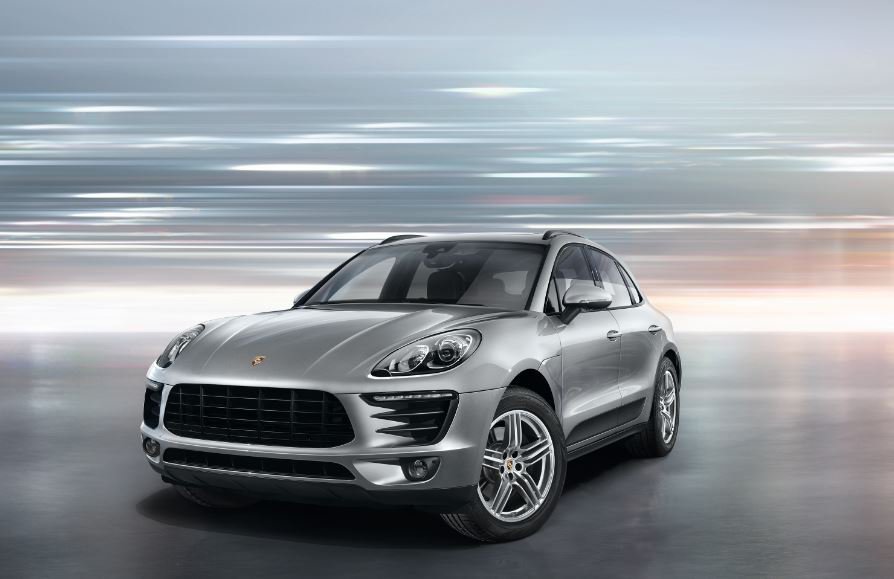 PorscheOmaha's tweet photo. The steel spring suspension is standard in all Macan models.  https://t.co/i7HPiLbDC5 https://t.co/U1ajQeeHLN