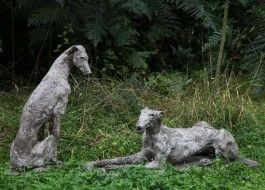 #Greyhounds by Rosie Sturgiss bit.ly/2AaZgPW #sculpture Day at the races, catch that lure!