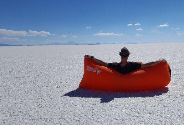 When you arrive and there isn't a seat in the place. #thankbillow #billowbag #comfort #comfortzone #saltflats #traveling #travelblogger #travelerlife #travelessentials #travelessentials #travelphotography #thisiswhywedoit